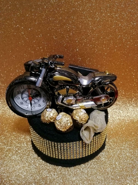Handtuchtorte mit Motorrad Geburtstag Geschenk für Herren
