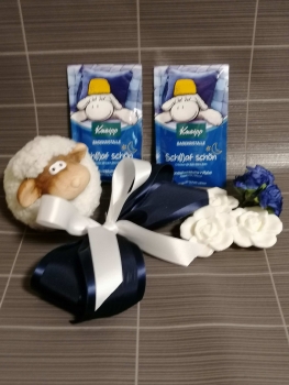 Preview: Handtuchtorte Schlaf schön -Mitbringsel