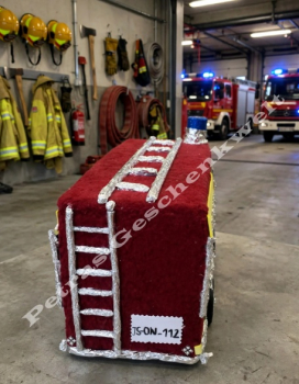 Preview: Feuerwehr Auto Geschenk für einen Feuerwehrmann