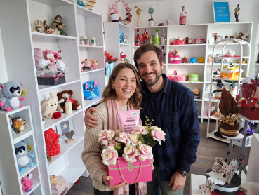 Geschenktasche Pink mit Rosen Gastgeschenk