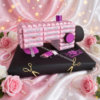 Yogurette-Nähmaschine Geschenk für Schneiderinnen aus 48 Yogurette Riegeln mit Dankeschön Logo Handarbeit