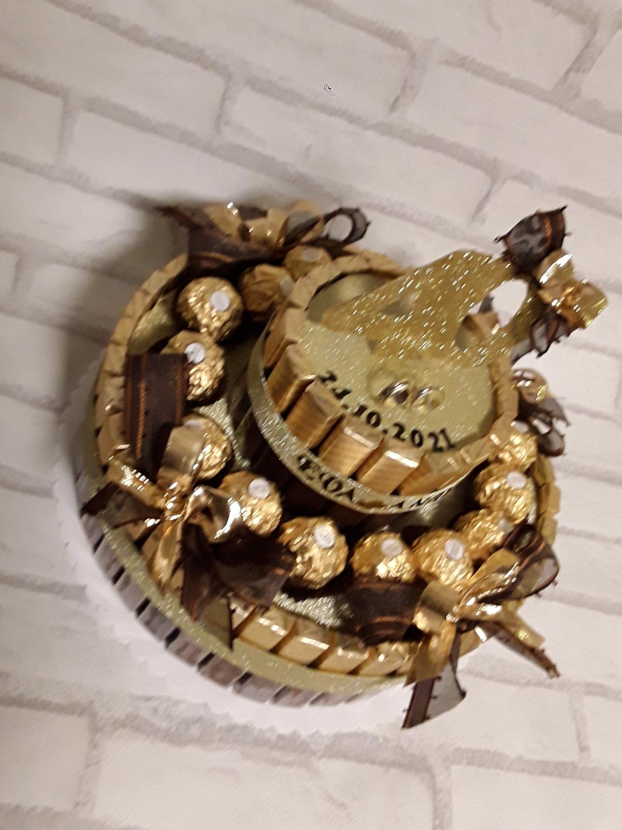 petras-geschenkwelt - Pralinentorte zum Hochzeitstag