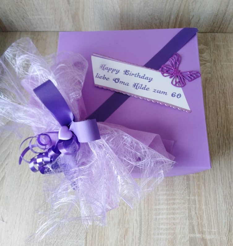 petras-geschenkwelt - Geschenk Schachtel incl.Pralinentorte für Damen