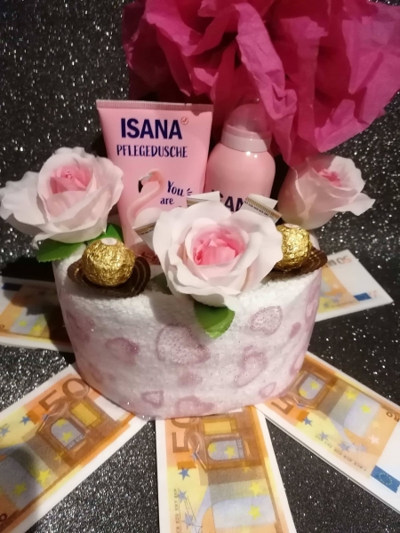 Handtuchtorte zum Geburtstag