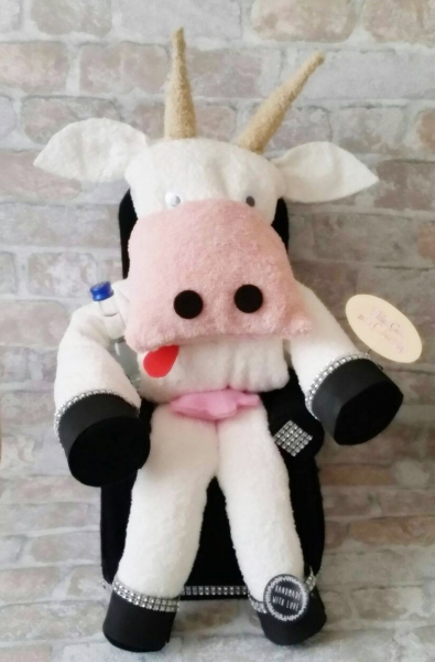 Handtuchfigur Kuh mit Sessel