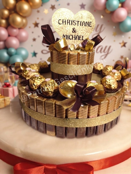Edle Schokoriegel-Torte für Zwillinge